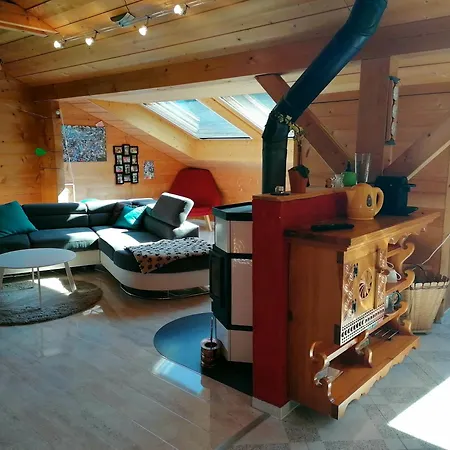 Lägenhet Gemuetliche Mit Sauna Inmitten Der Berge