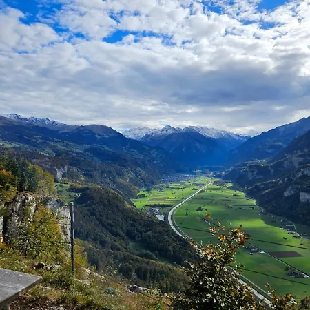 Gemuetliche Mit Sauna Inmitten Der Berge